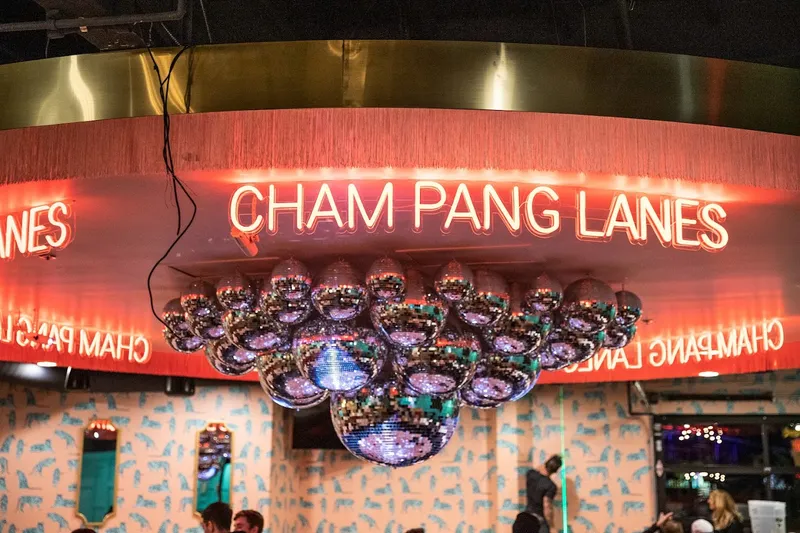 Bowling Châm Pang Lanes