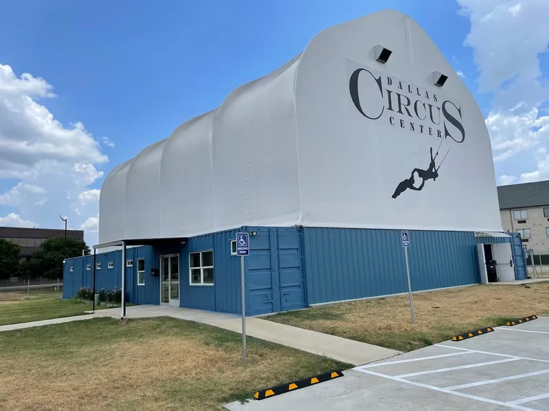 indoor activities Dallas Circus Center - Gym and Fitness