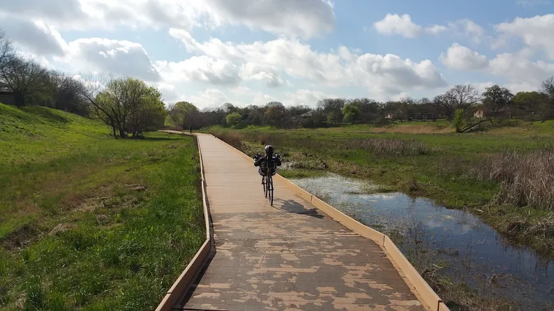 kid-friendly hiking trails Lady Bird Johnson TrailHead