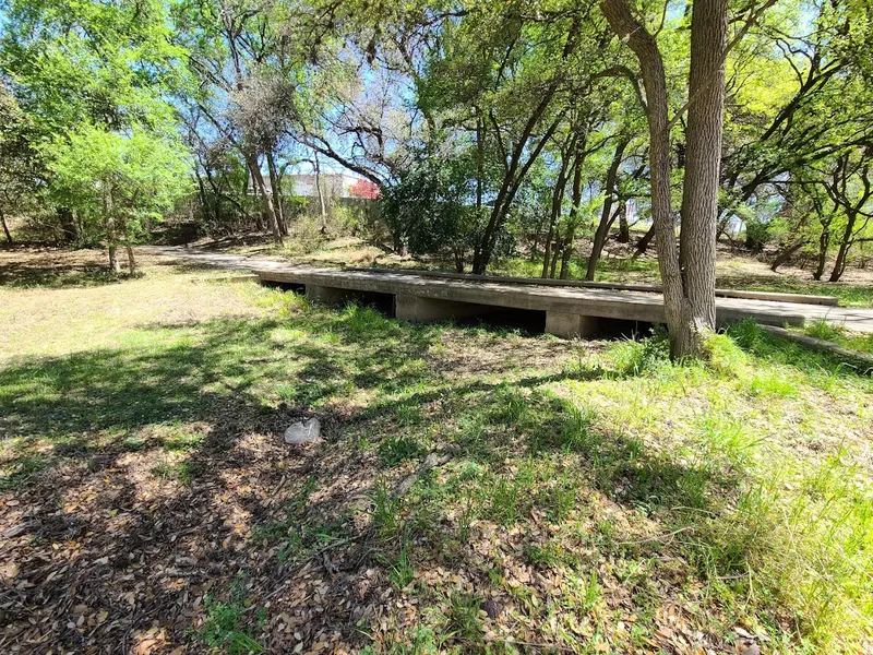 kid-friendly hiking trails Tobin Park Trailhead