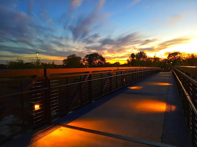 Places for sunsets Woodlawn Lake Park