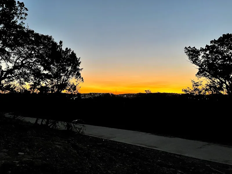 Places for sunsets Eisenhower Park