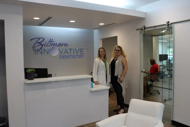 dental clinics Innovative Dentistry Biltmore in Camelback East Village