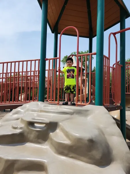 playgrounds Kidd Springs Park Playground