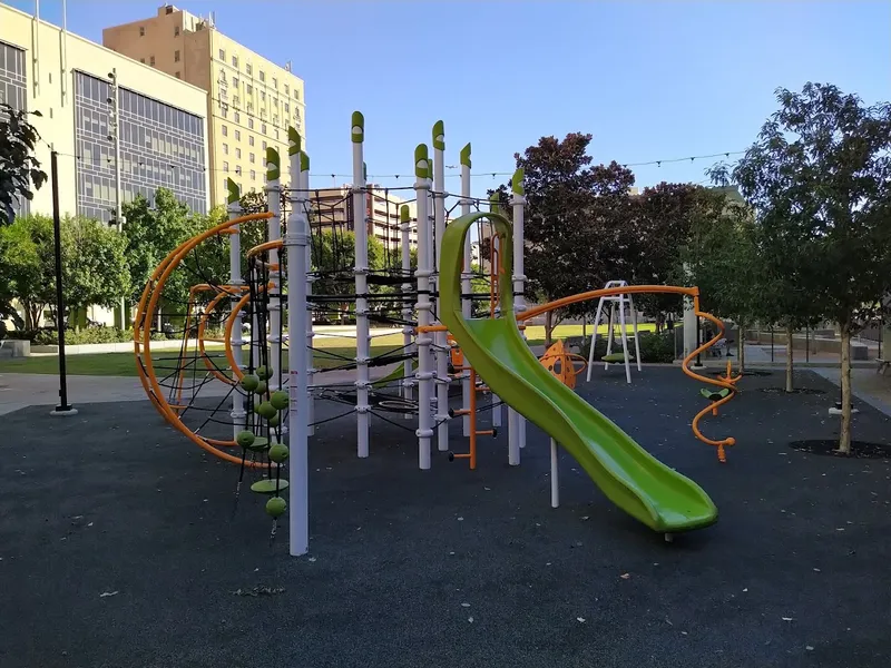 playgrounds Main Street Garden Park