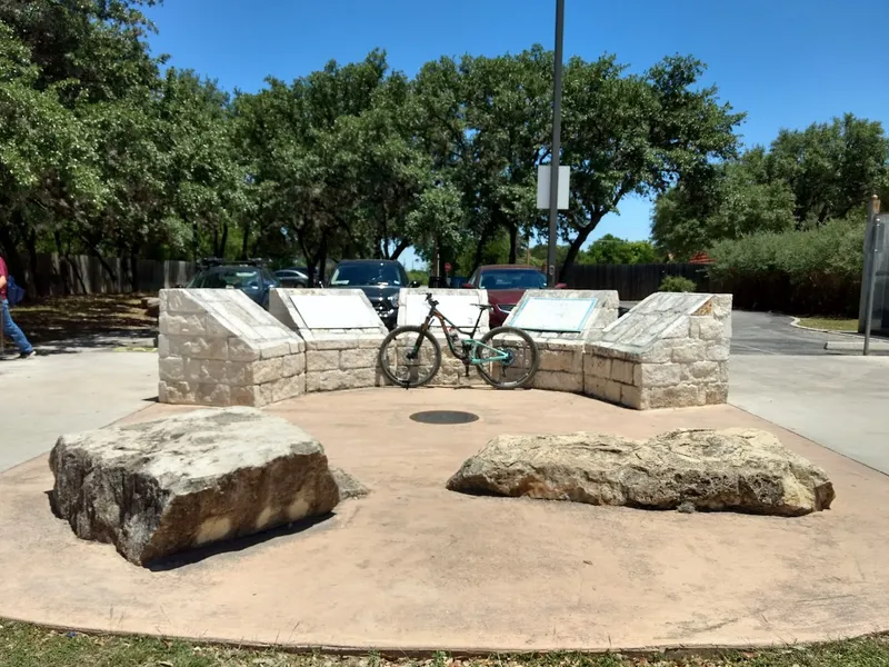 Kid-friendly bike trails Leon Vista Park and Trailhead