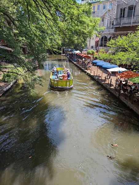 places to go kayaking San Antonio River Walk