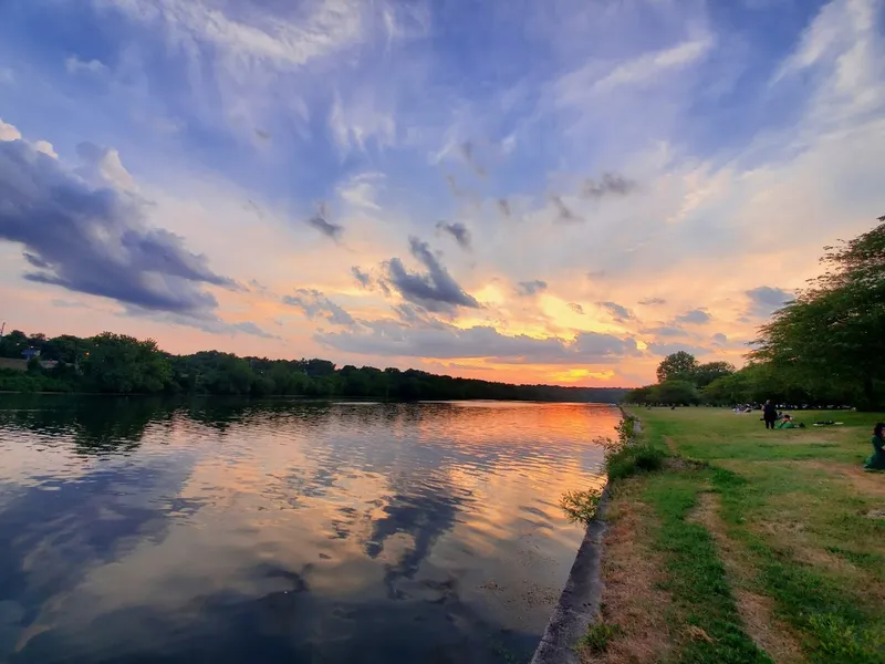 Places for sunsets Fairmount Park