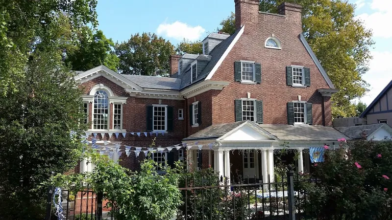 banquet halls Ivy Hall Mansion