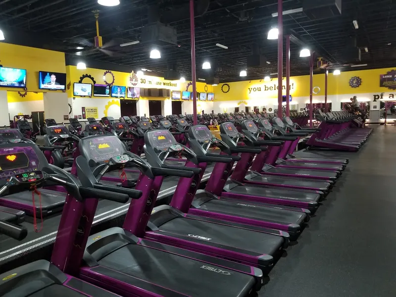 gyms Planet Fitness in Camelback East Village