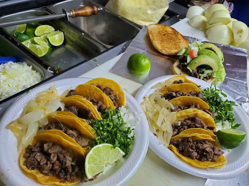 Tacos restaurants Mi Canton in Harlandale