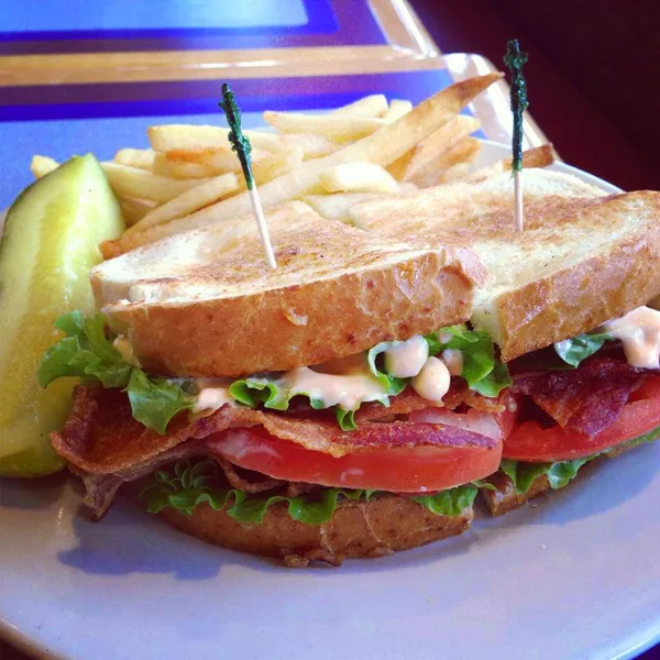 caprese sandwich Miracle Mile Deli