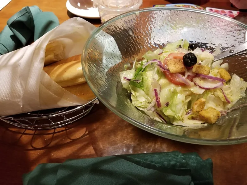 chef salad Olive Garden Italian Restaurant