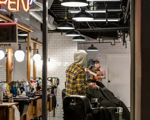 barber shops in Central City Phoenix