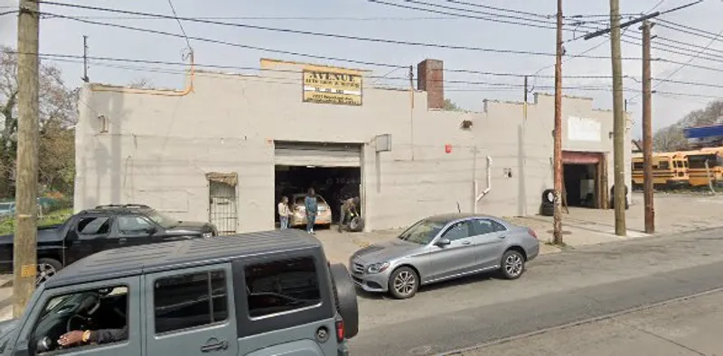 auto body shops Avenue Auto Body Repairs in Elmwood Park