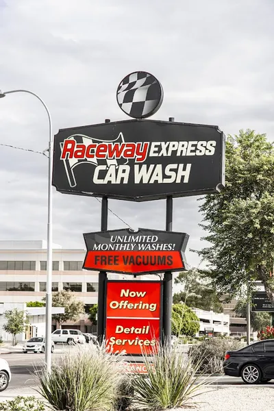 car wash Raceway Express Car Wash