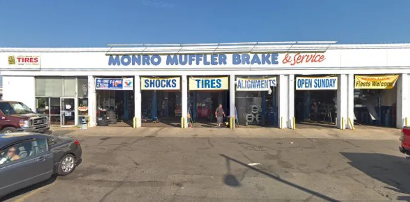 auto repair Monro Auto Service and Tire Centers in Port Richmond