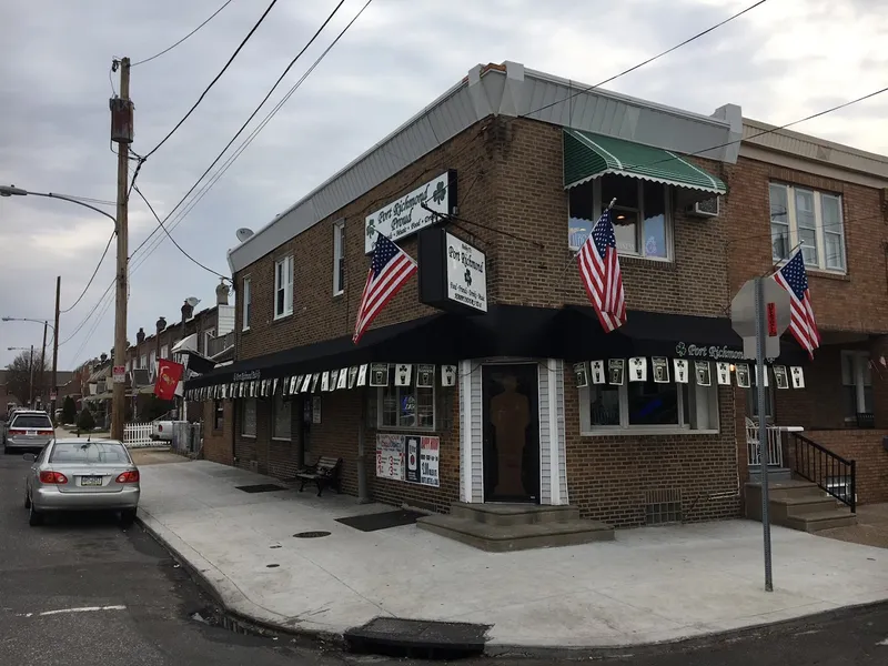 lunch restaurants Port Richmond Pub