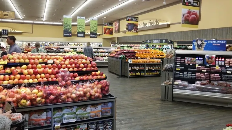 grocery stores Safeway