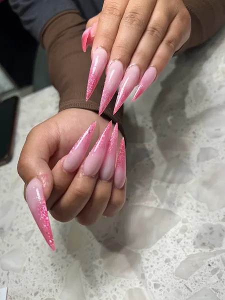 nail salons LUXX Nail Bar (10% OFF Military & Nurse) in East Side