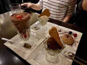 Tiramisu restaurants in Rittenhouse Square Philadelphia