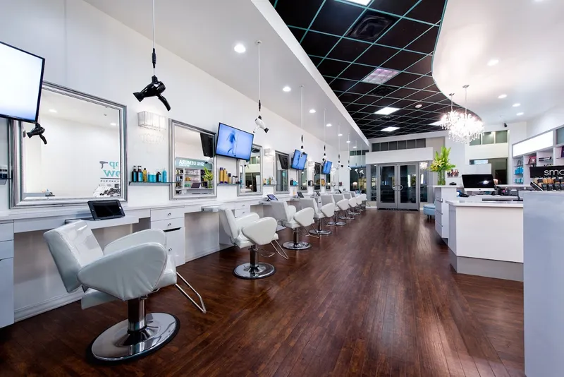 hair salons Primp and Blow High Street