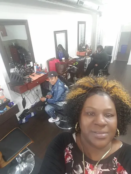 hair salons Slither Salon and Supplies in Overbrook Park