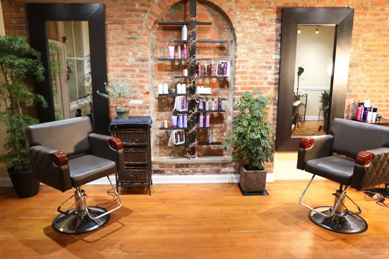 hair salons Salon Pilar in Mount Airy