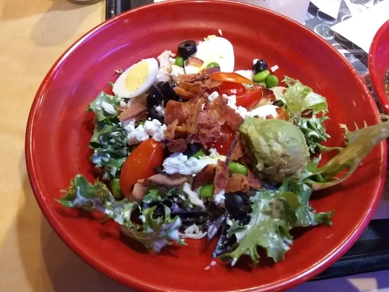 chef salad Café Zupas