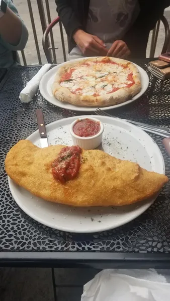 calzones La Piazza Phx