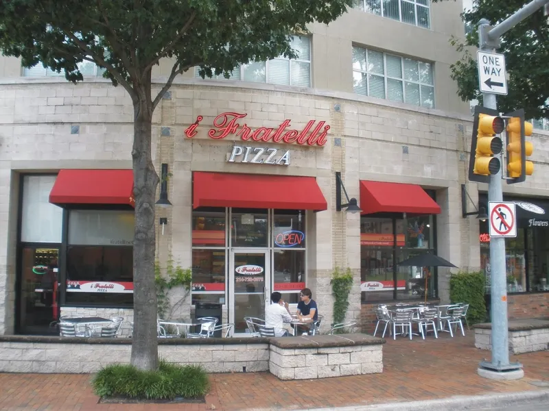 delivery restaurants i Fratelli Pizza Uptown