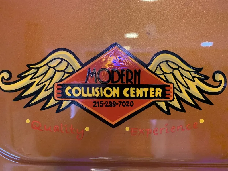 auto body shops Modern Collision Center