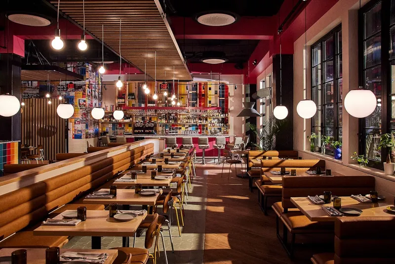 late night restaurants Dizengoff in Rittenhouse Square