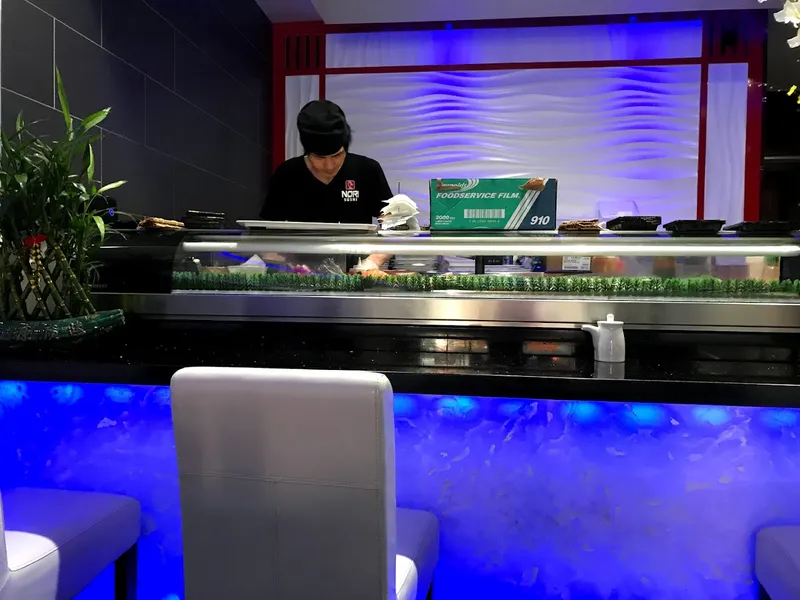 late night restaurants Nori Sushi