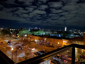 late night restaurants in Lower Greenville Dallas