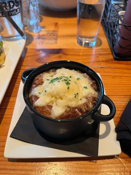 Mac and Cheese Front Street Cafe