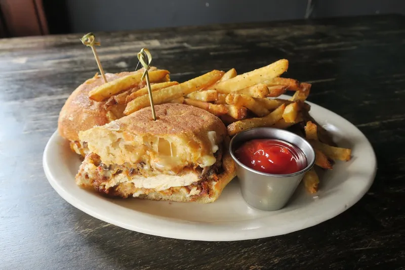 chicken sandwiches Cedar Point Bar & Kitchen