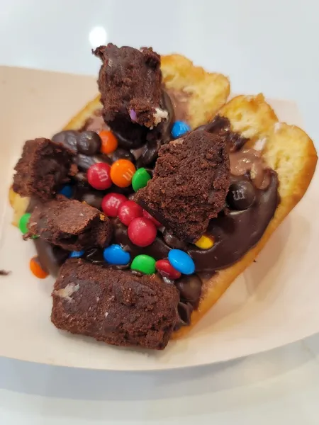 brownies Yonutz Donuts and Ice Cream - Desert Ridge Phoenix