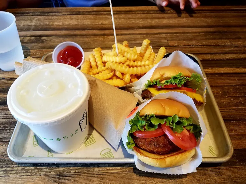 chicken roll Shake Shack Center City - Rittenhouse