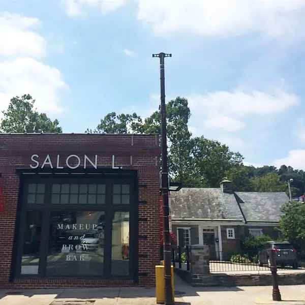 hair salons Salon L Manayunk in Roxborough