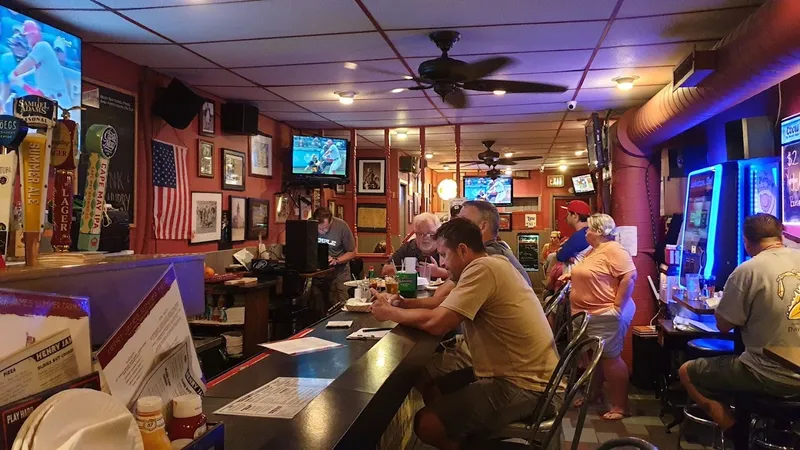 Tuna restaurants Henry James Saloon in Roxborough