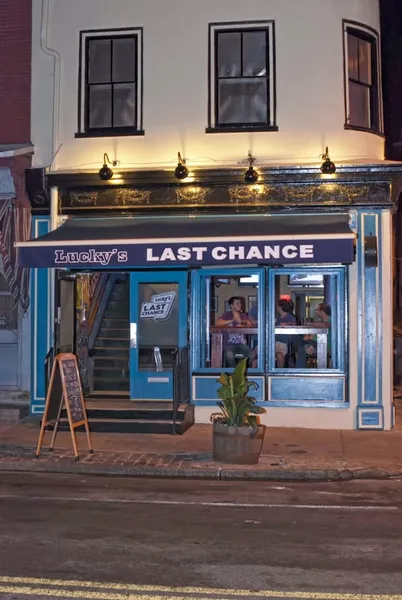 late night restaurants Lucky's Last Chance- Manayunk