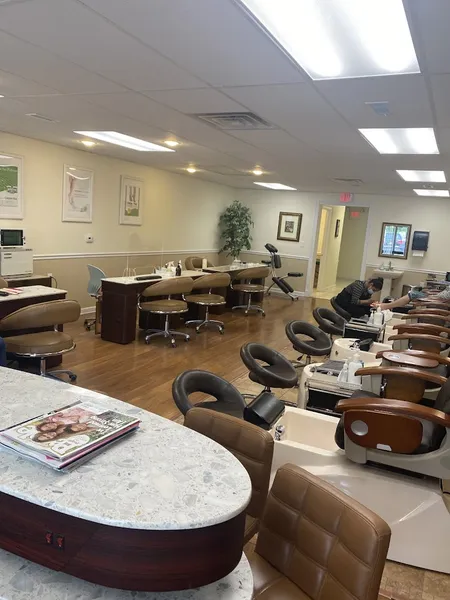 nail salons Pinki Nails in Roxborough