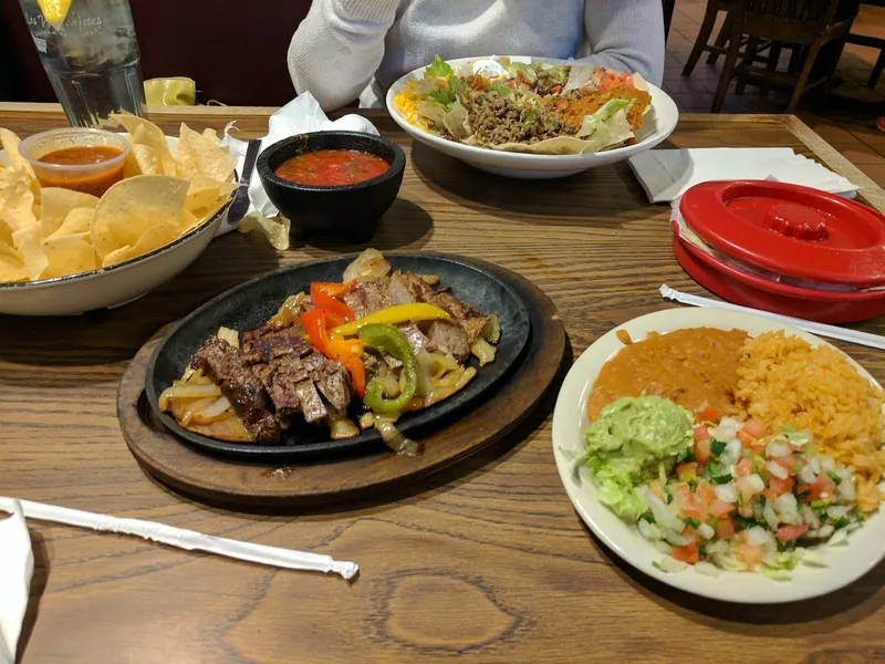 Spanish restaurants Los Molcajetes