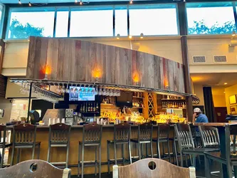 Top 15 restaurants in Oak Hill Austin