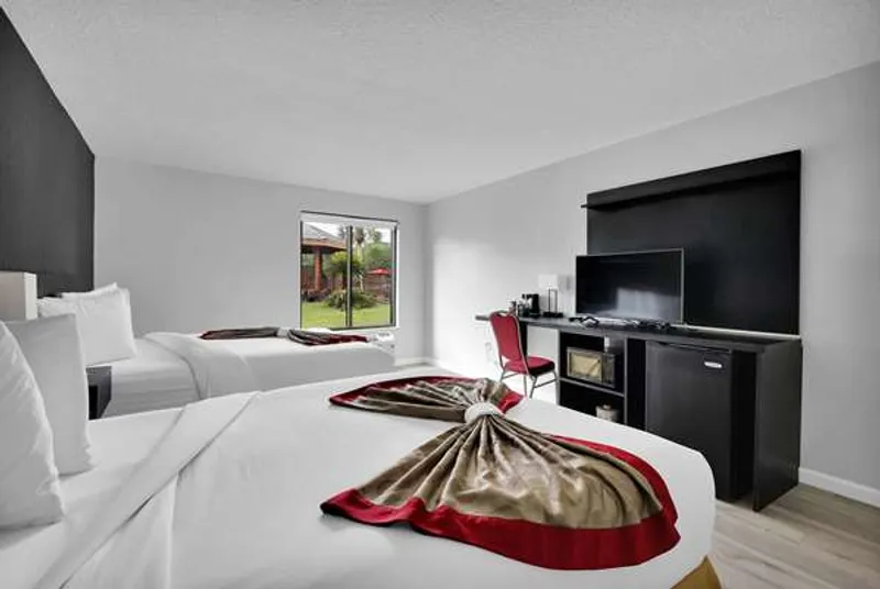 hotels Ramada by Wyndham Jacksonville I-95 by Butler Blvd