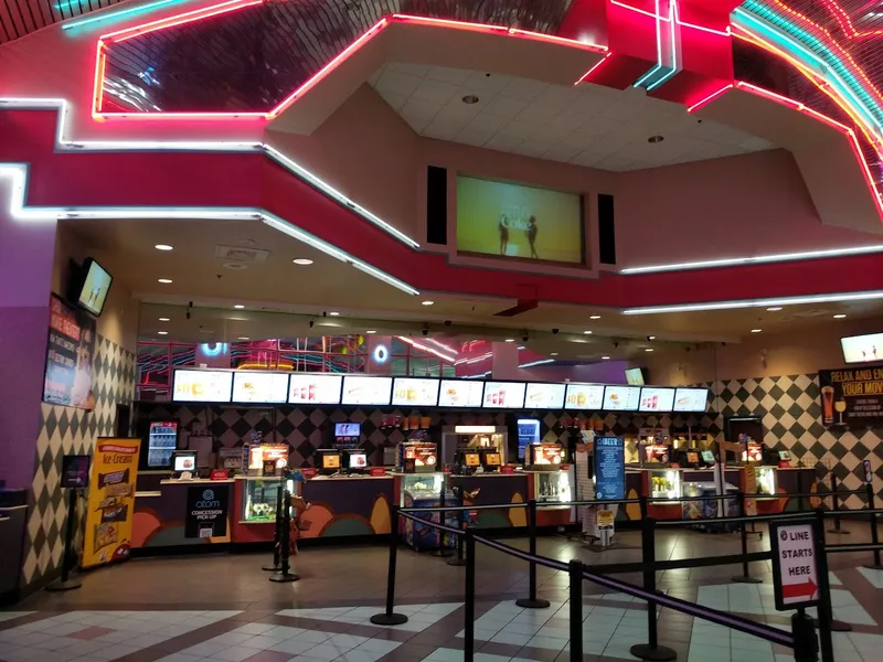 movie theaters Regal Avenues