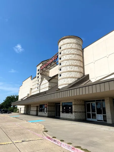 movie theaters Regal Fossil Creek