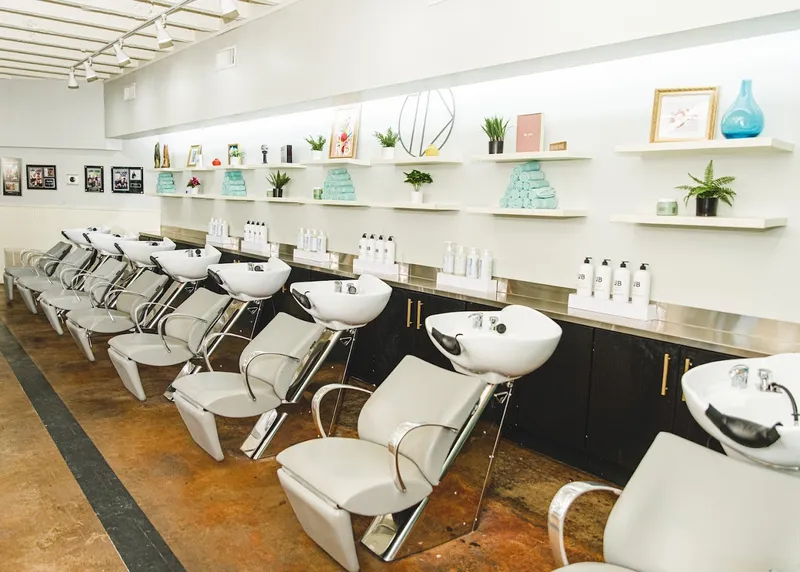 hair salons Urban Betty Salon 38th