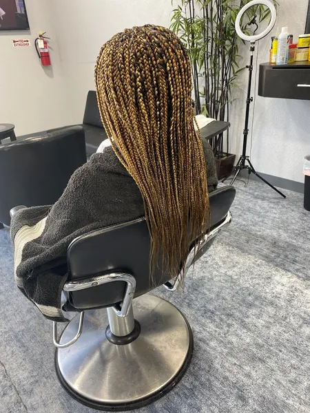 hair salons Korah's Braiding Salon and beauty Supply